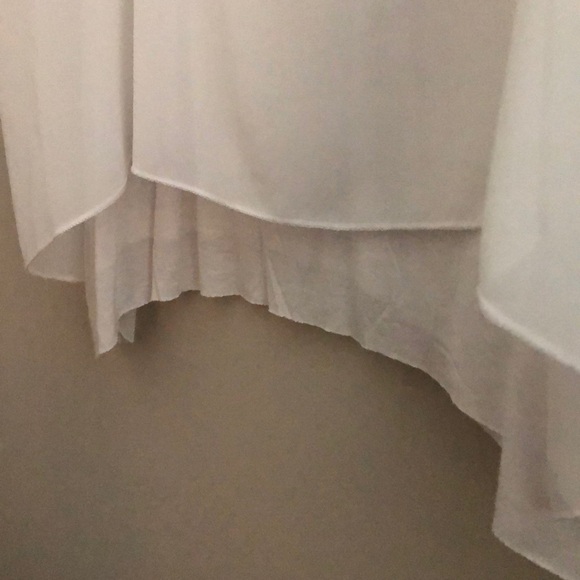 White tank/cami with crochet straps - Picture 3 of 3